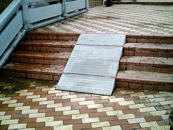 IMAG0100